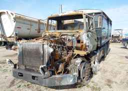 1995 FORD L-SERIES LTLA9000