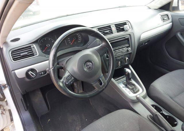 2013 VOLKSWAGEN JETTA SE
