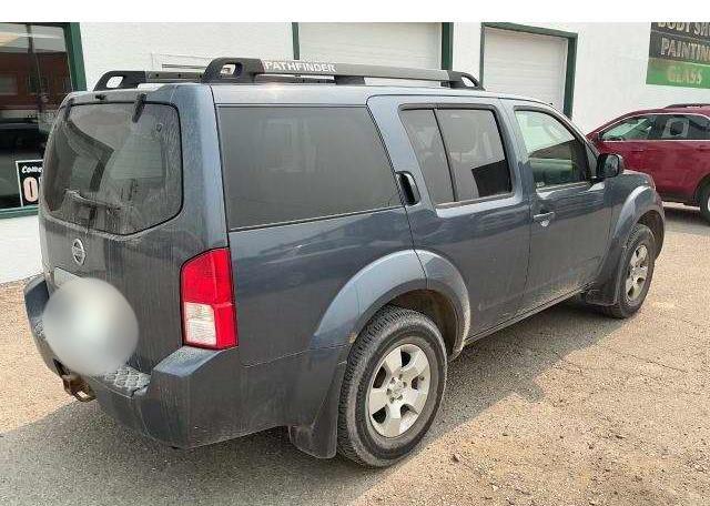 2006 NISSAN PATHFINDER LE