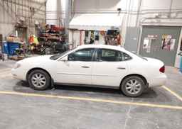 2005 BUICK ALLURE CX