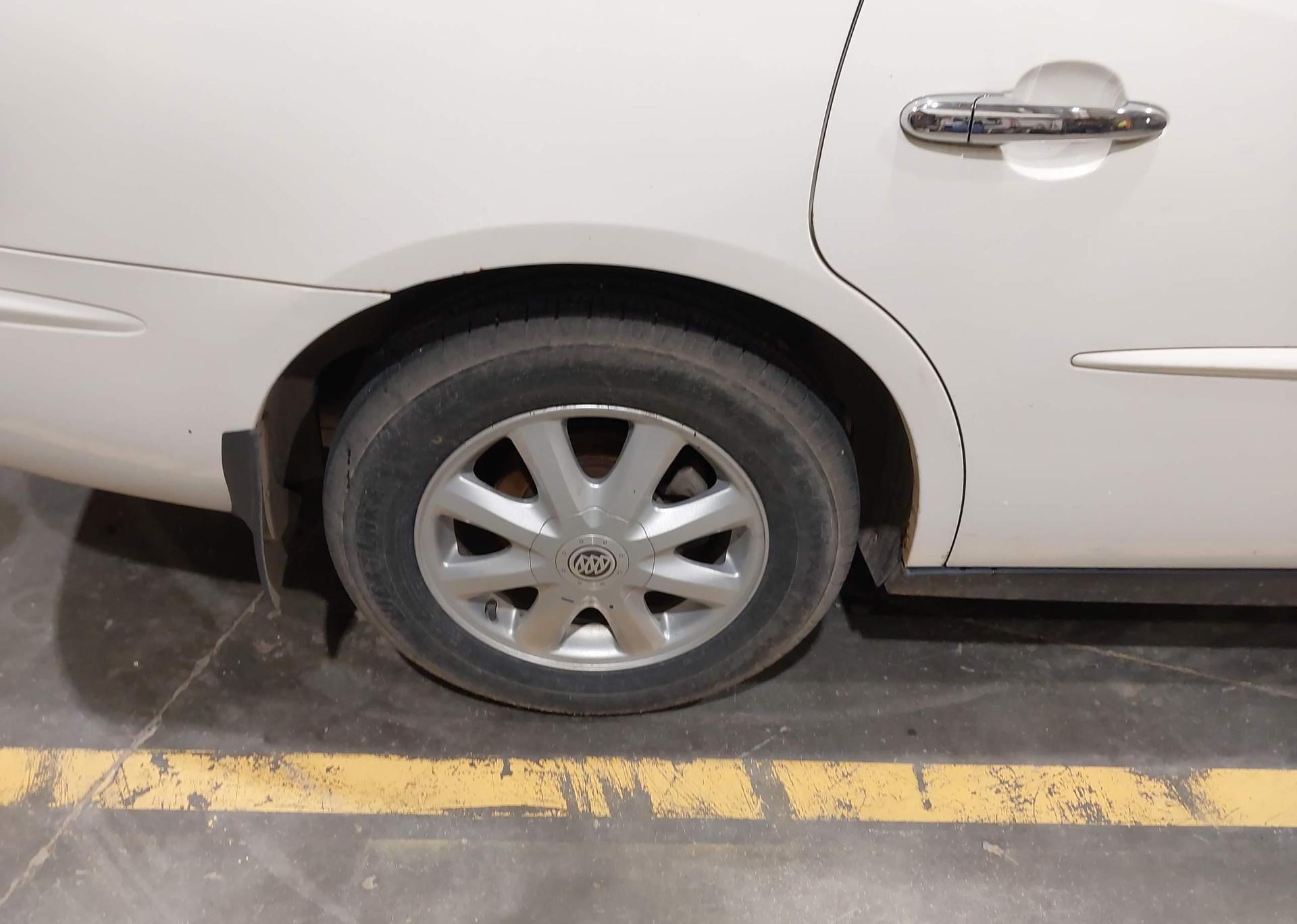 2005 BUICK ALLURE CX