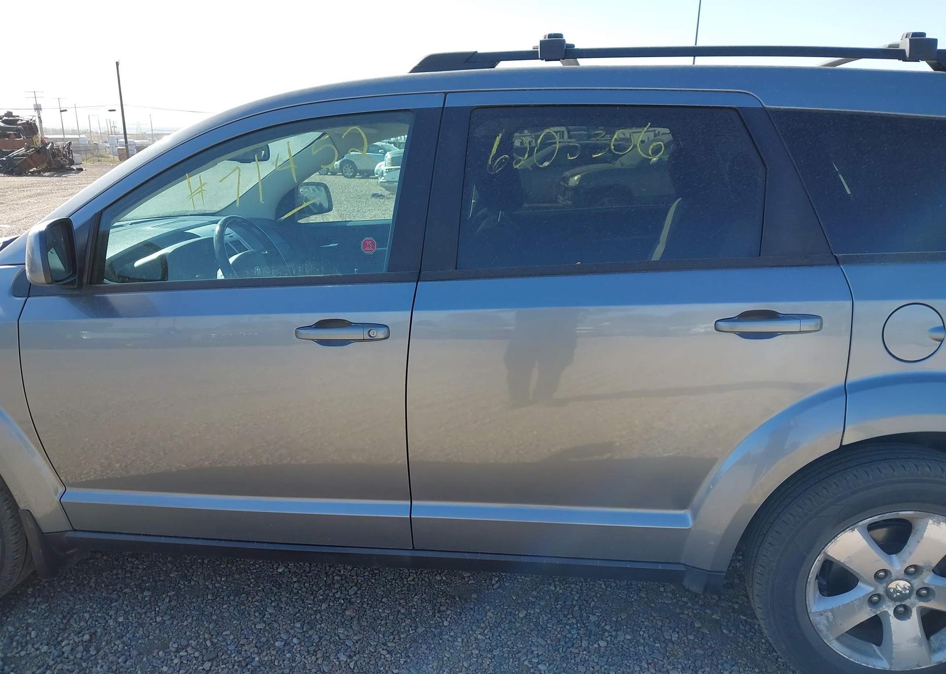 2009 DODGE JOURNEY SXT