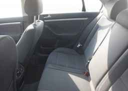 2006 VOLKSWAGEN JETTA 2.5 LUXURY