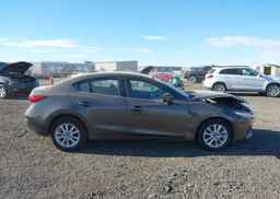 2017 MAZDA 3 TOURING