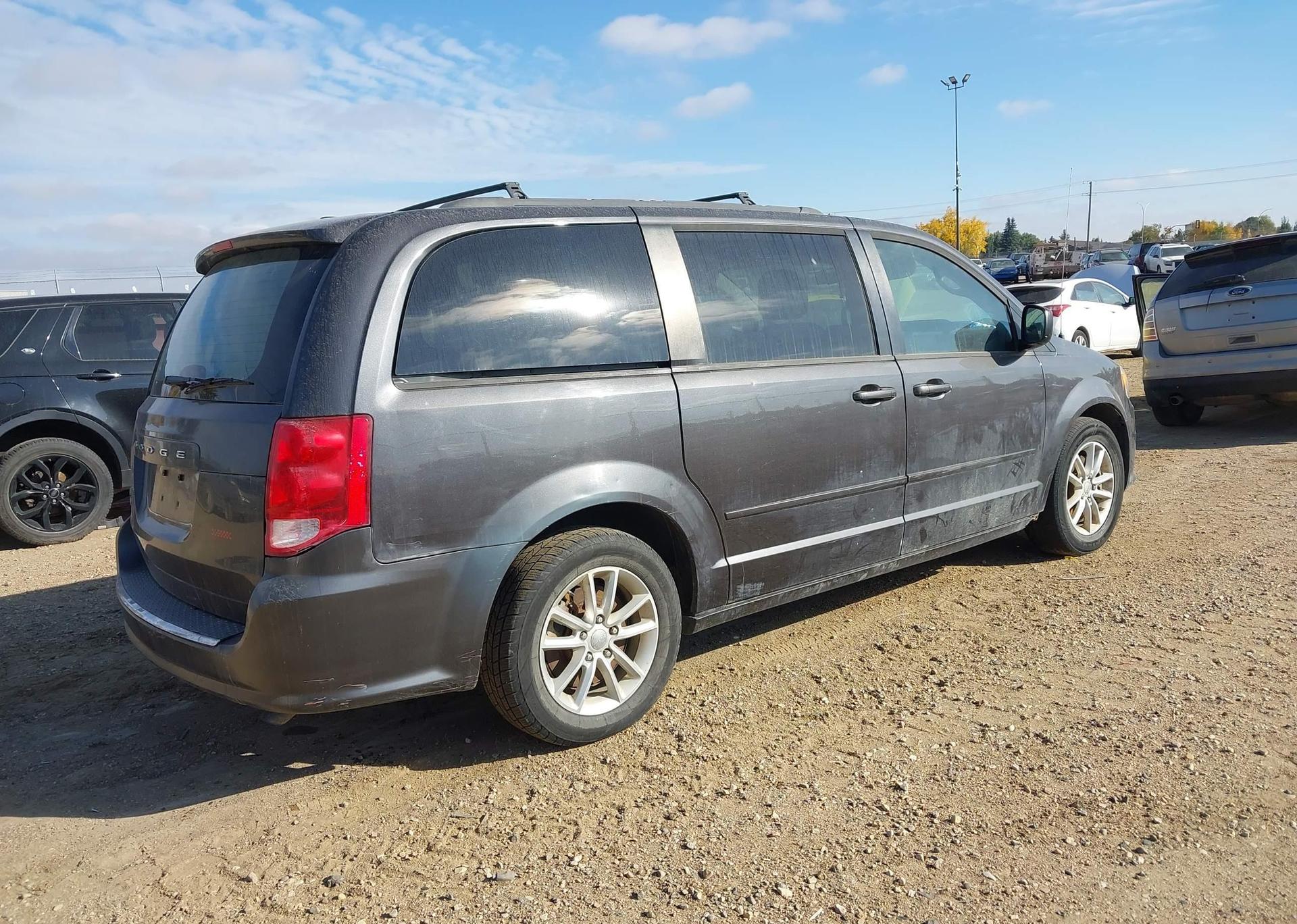 2016 DODGE GRAND CARAVAN SE