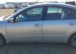 2005 NISSAN MAXIMA SE