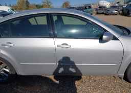 2005 NISSAN MAXIMA SE