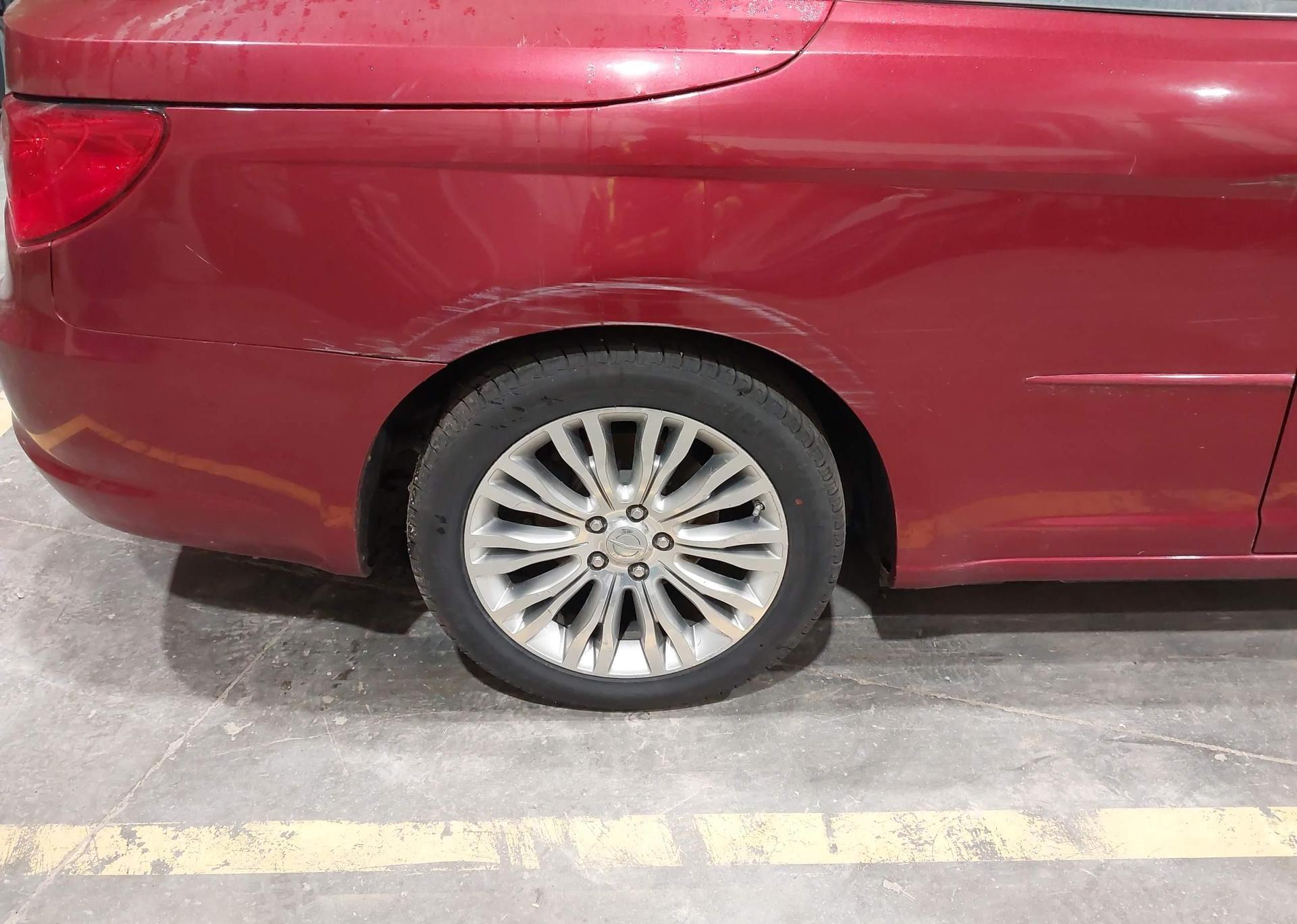 2011 CHRYSLER 200 TOURING