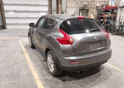 2011 NISSAN JUKE S