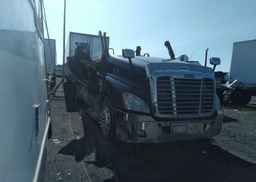2013 FREIGHTLINER CASCADIA 125