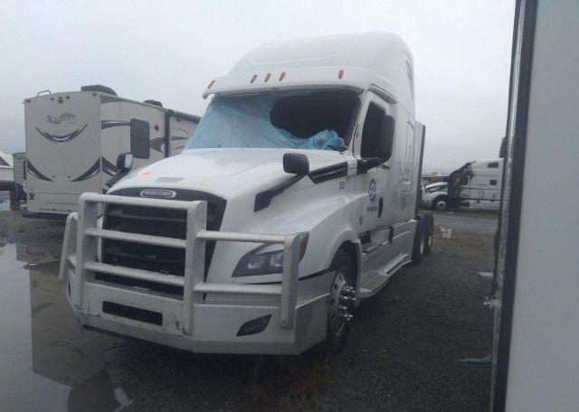 2020 FREIGHTLINER CASCADIA 126