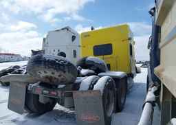 2020 PETERBILT 567