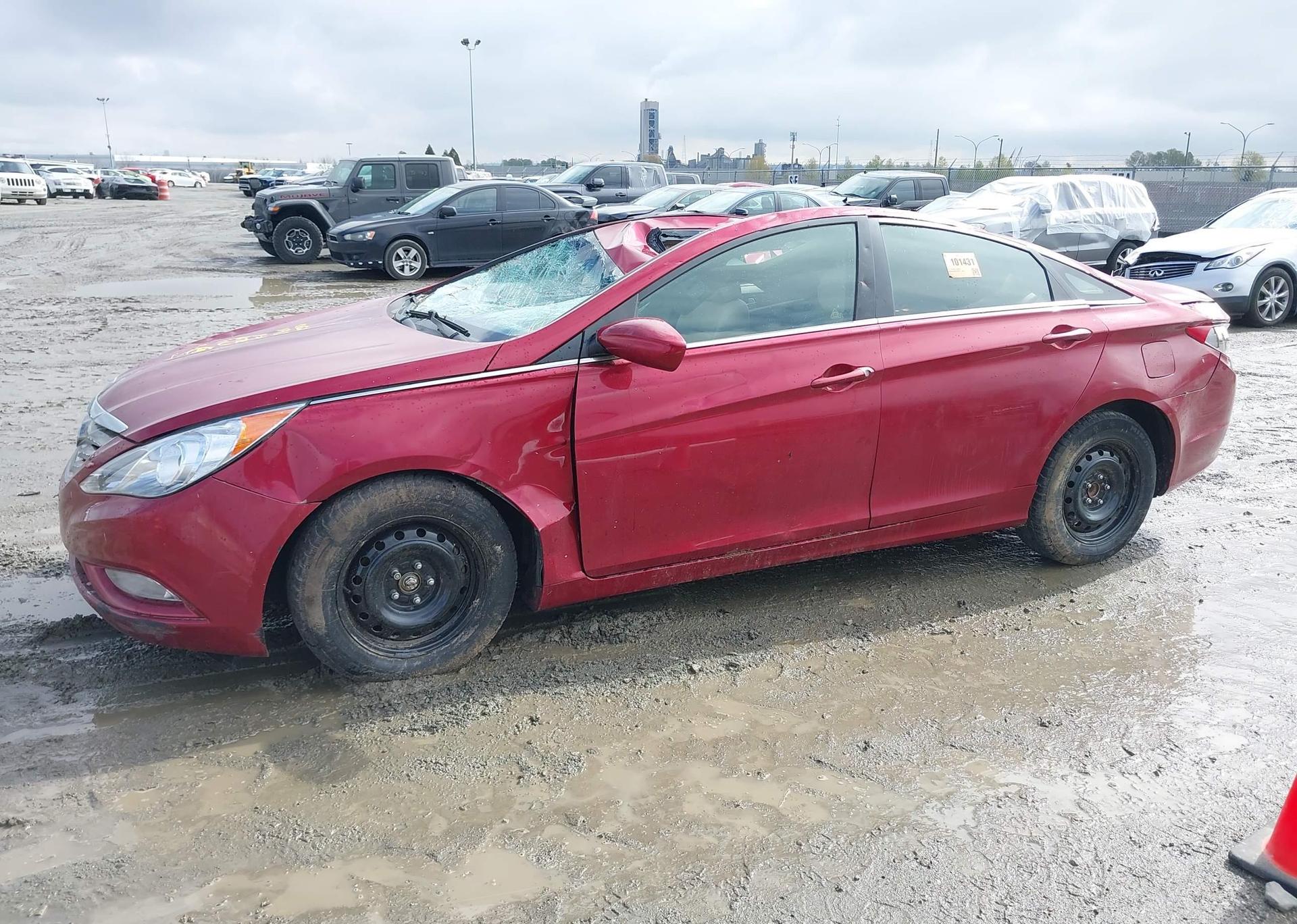 2011 HYUNDAI SONATA GLS