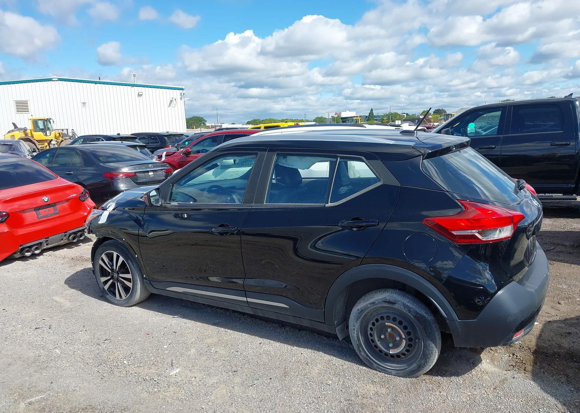2019 NISSAN KICKS