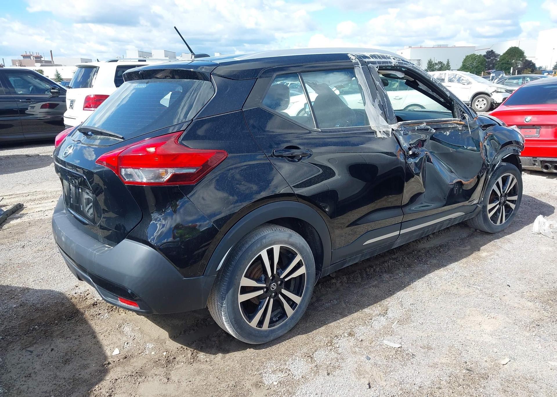 2019 NISSAN KICKS