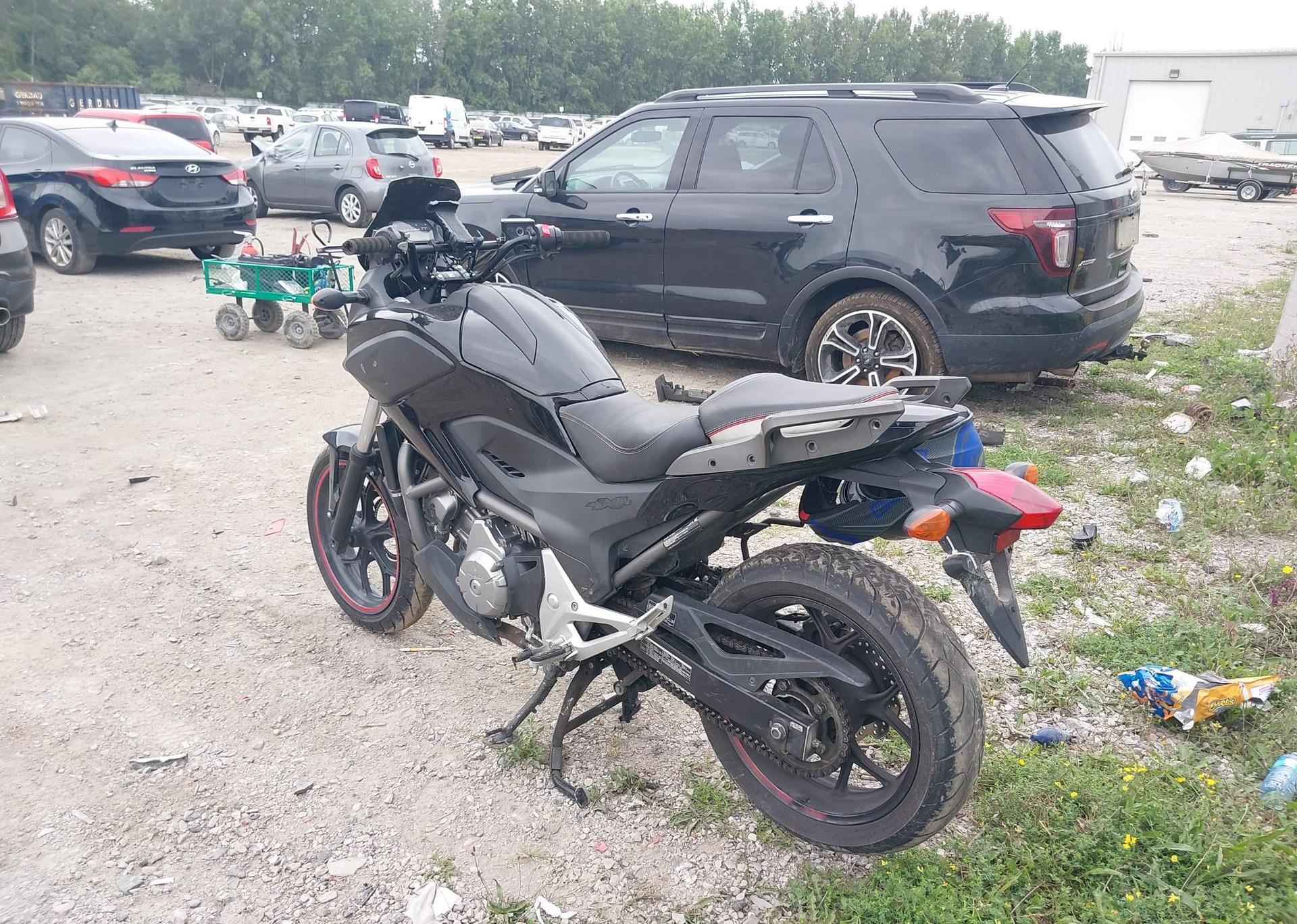2012 HONDA NC700X