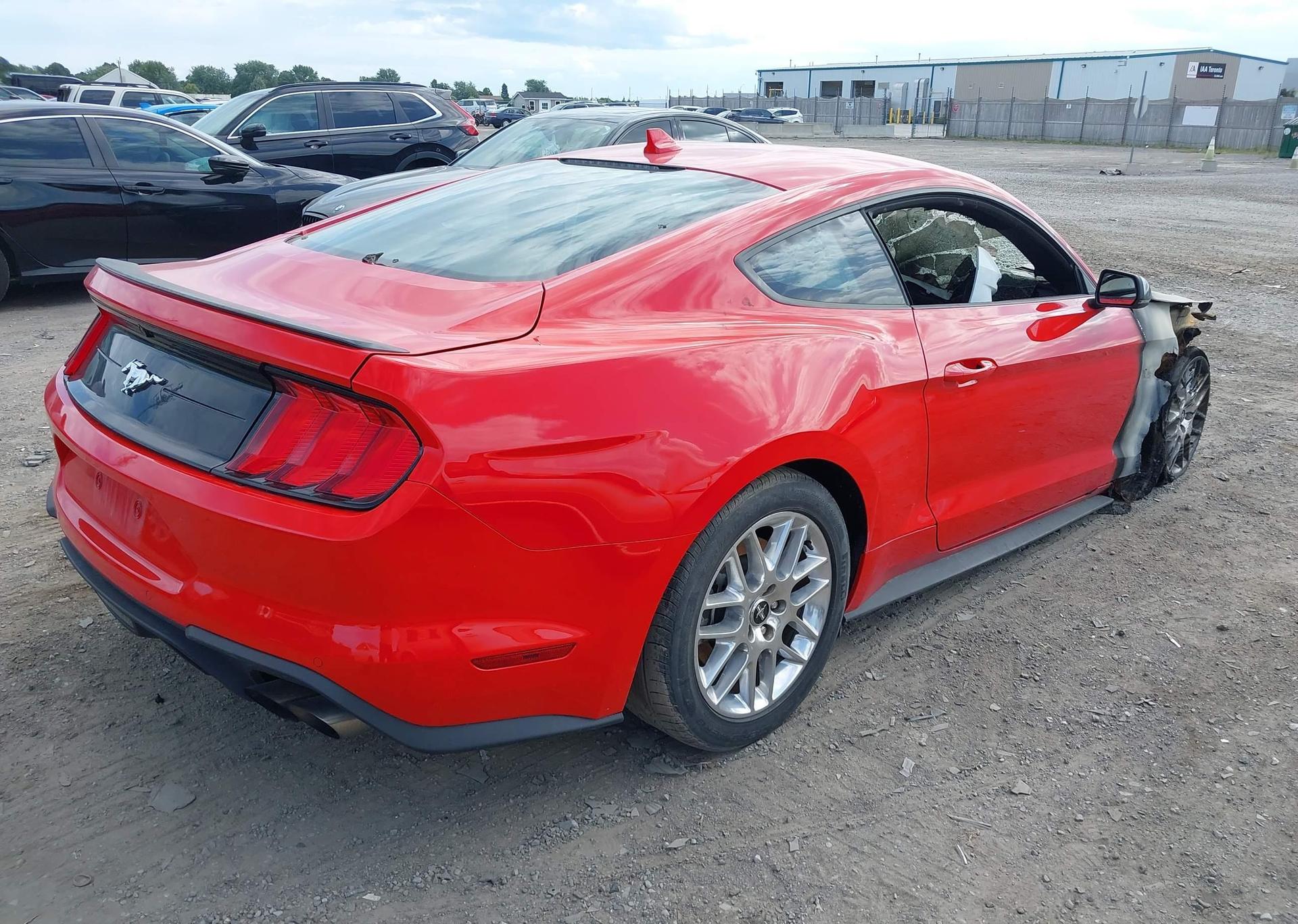 2022 FORD MUSTANG