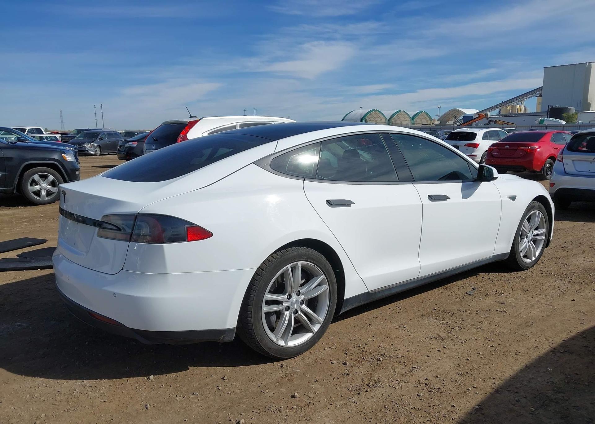 2013 TESLA MODEL S