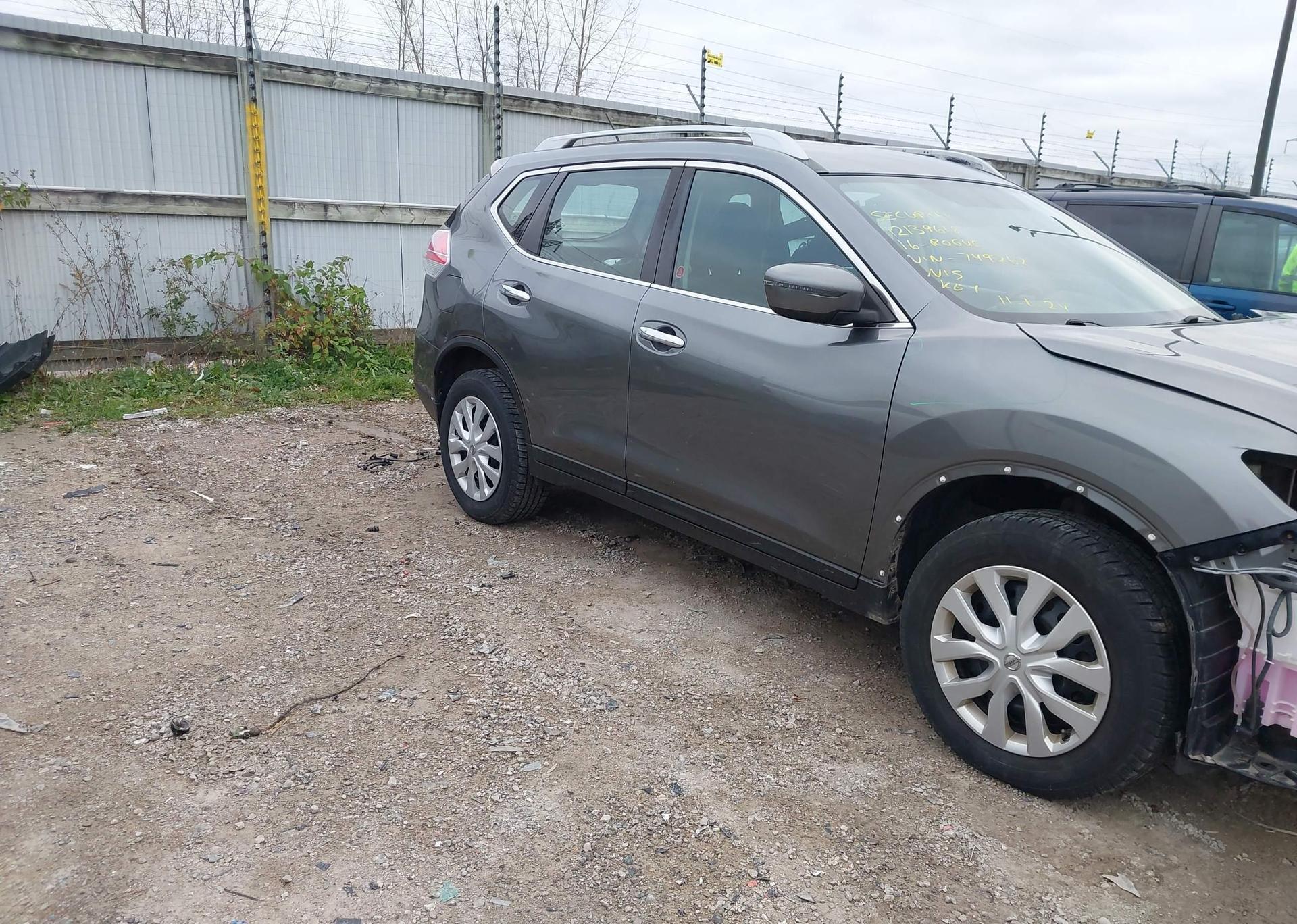 2016 NISSAN ROGUE