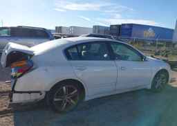 2010 NISSAN ALTIMA SR