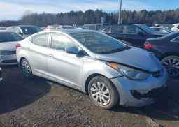 2013 HYUNDAI ELANTRA GL