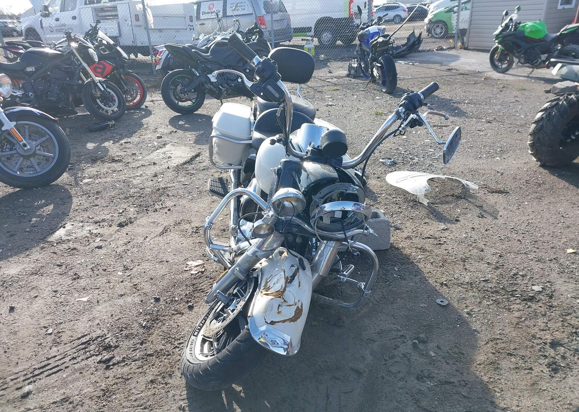 2014 HARLEY-DAVIDSON FLHP POLICE ROAD KING