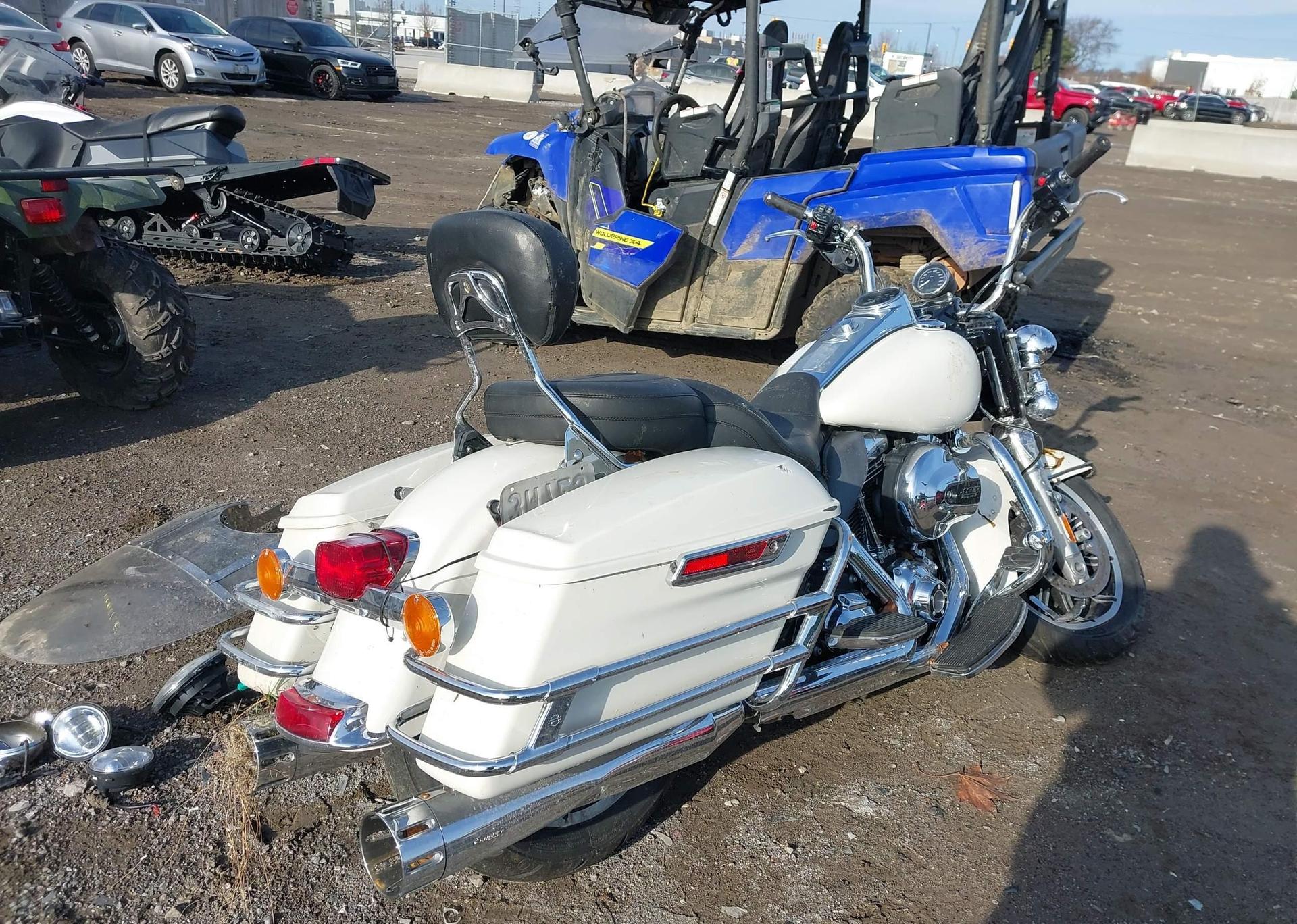 2014 HARLEY-DAVIDSON FLHP POLICE ROAD KING