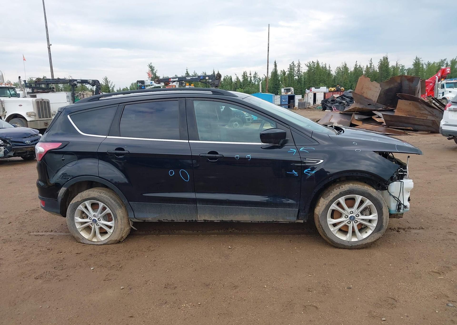 2018 FORD ESCAPE SE