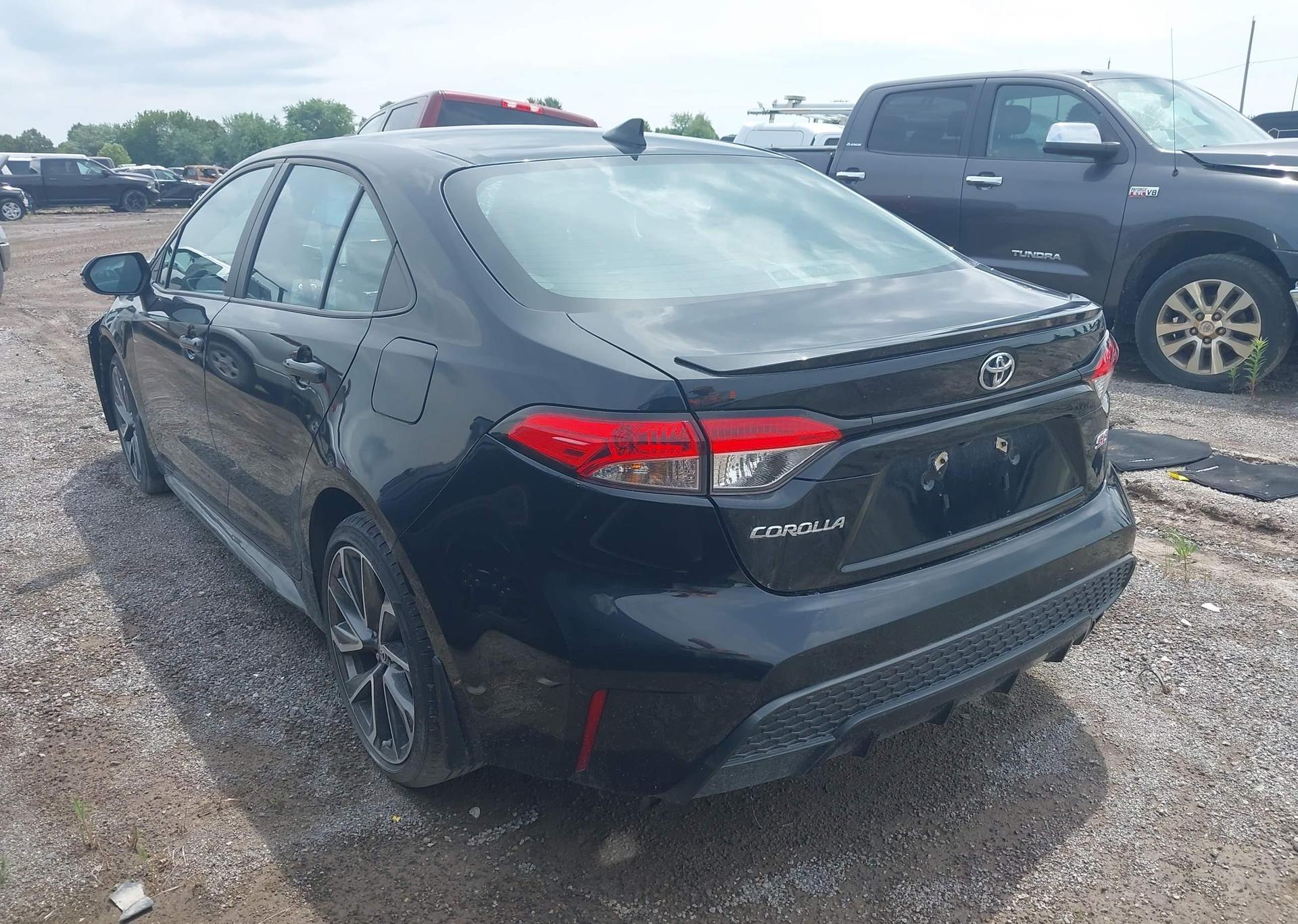 2022 TOYOTA COROLLA SE