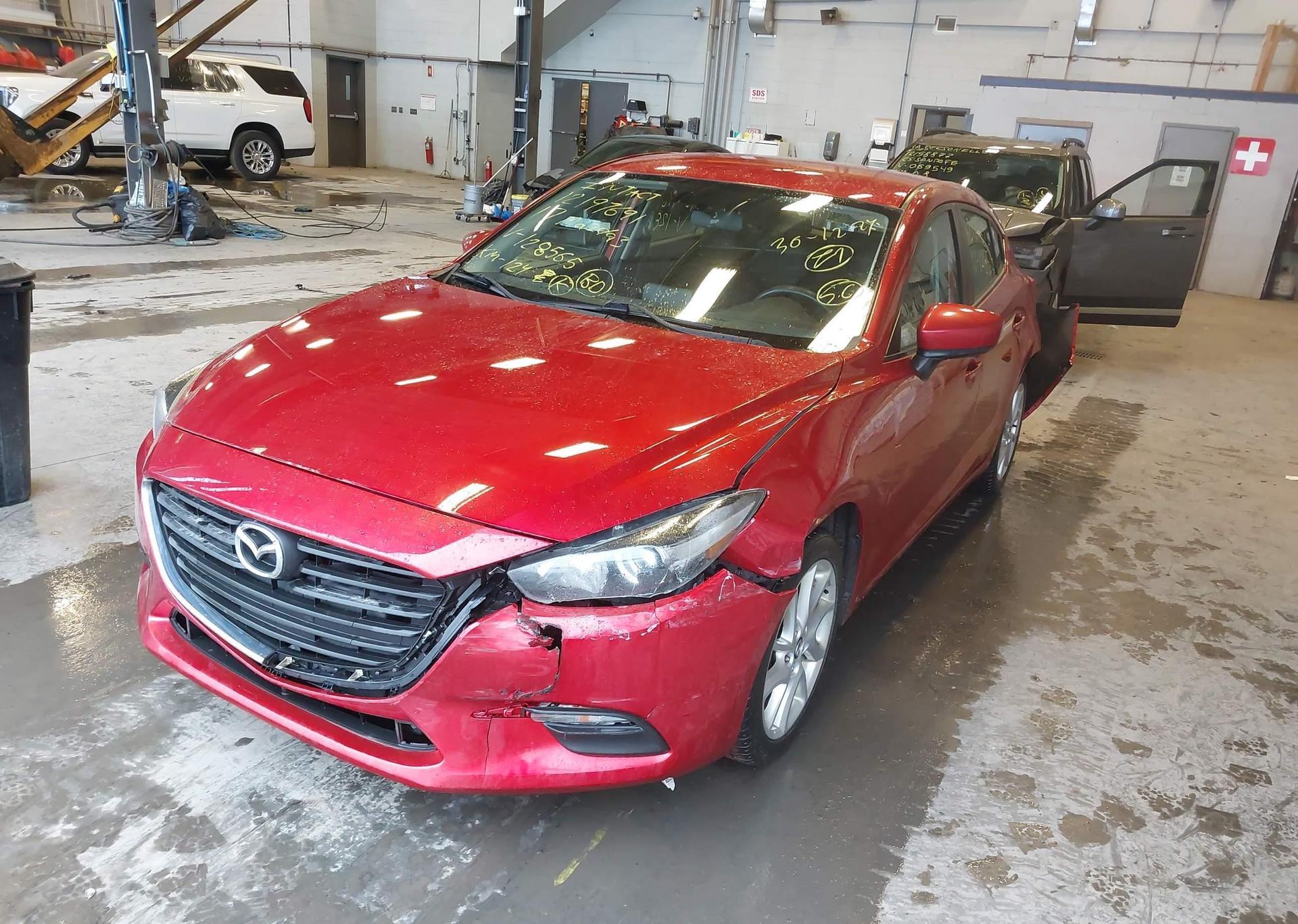 2017 MAZDA MAZDA3