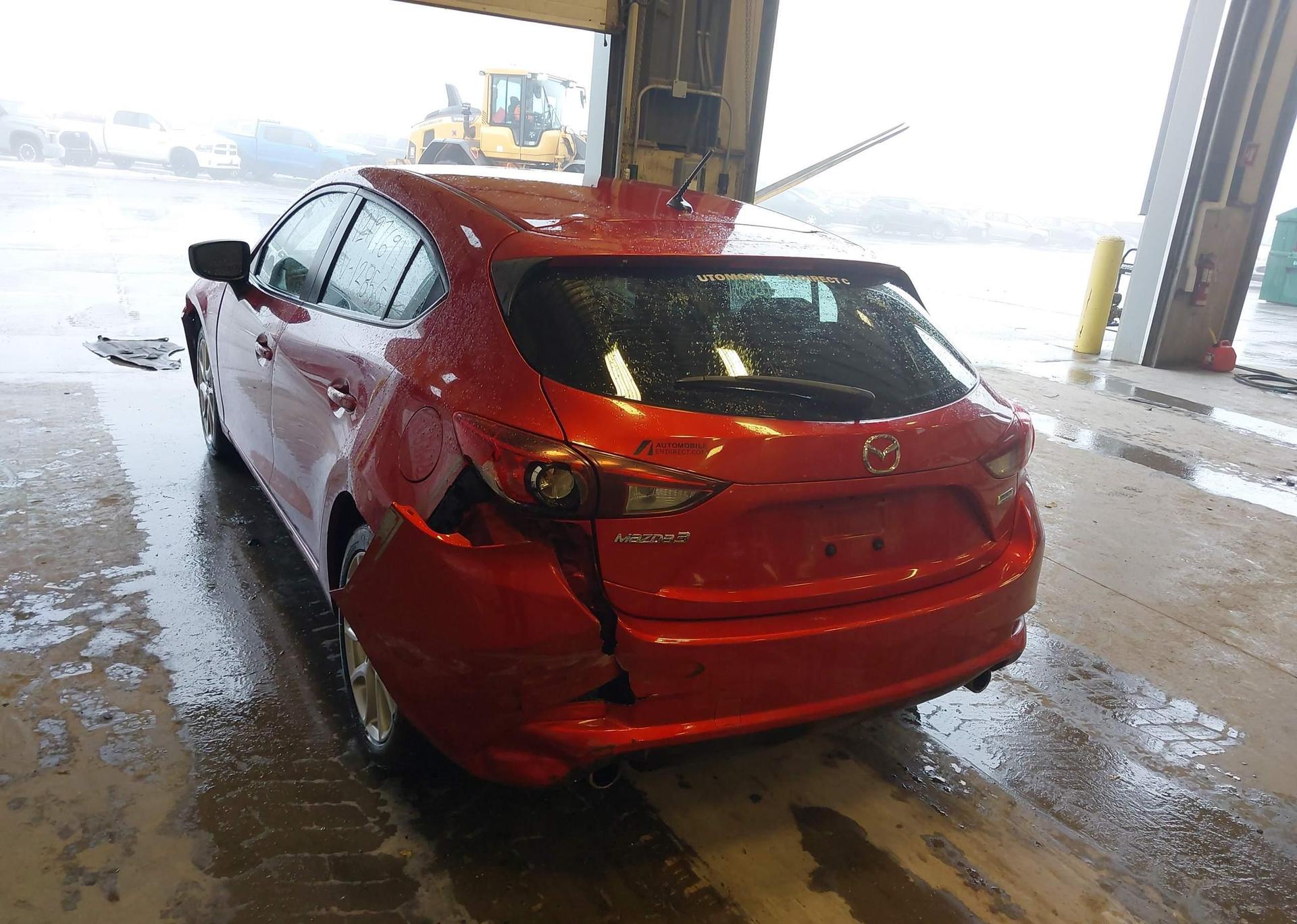 2017 MAZDA MAZDA3