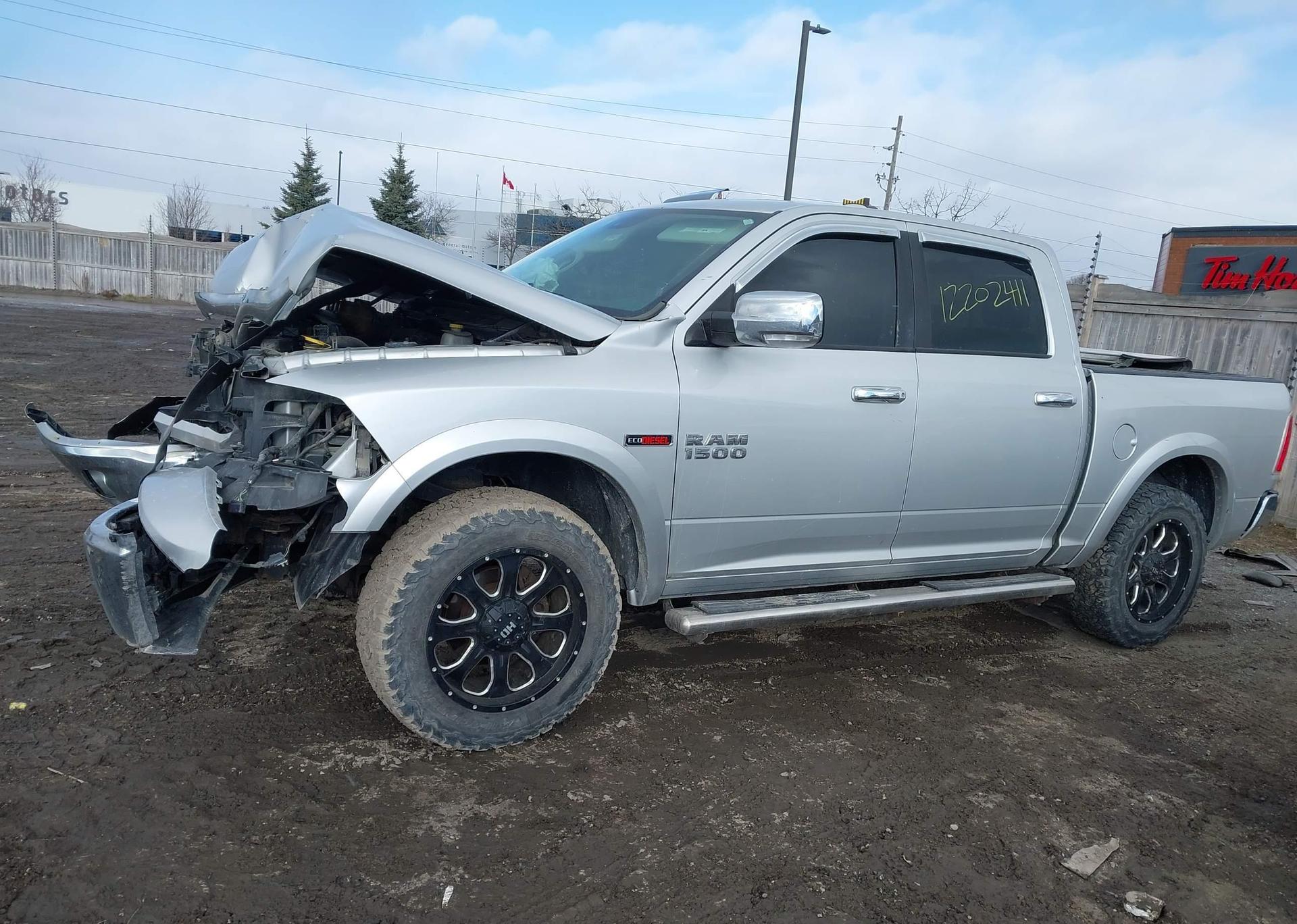2016 RAM 1500 LARAMIE