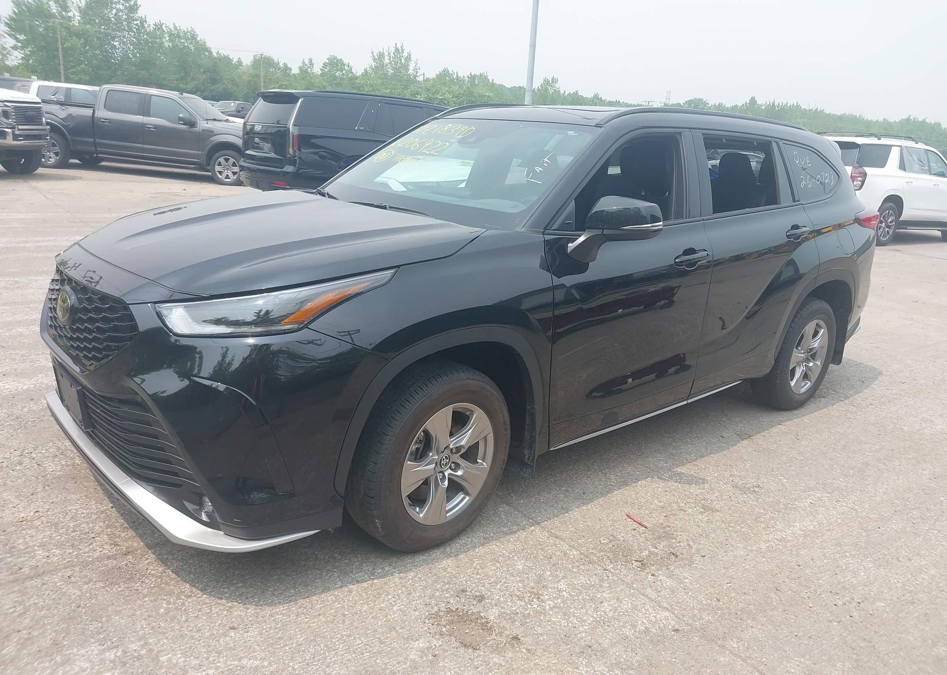 2022 TOYOTA HIGHLANDER XSE