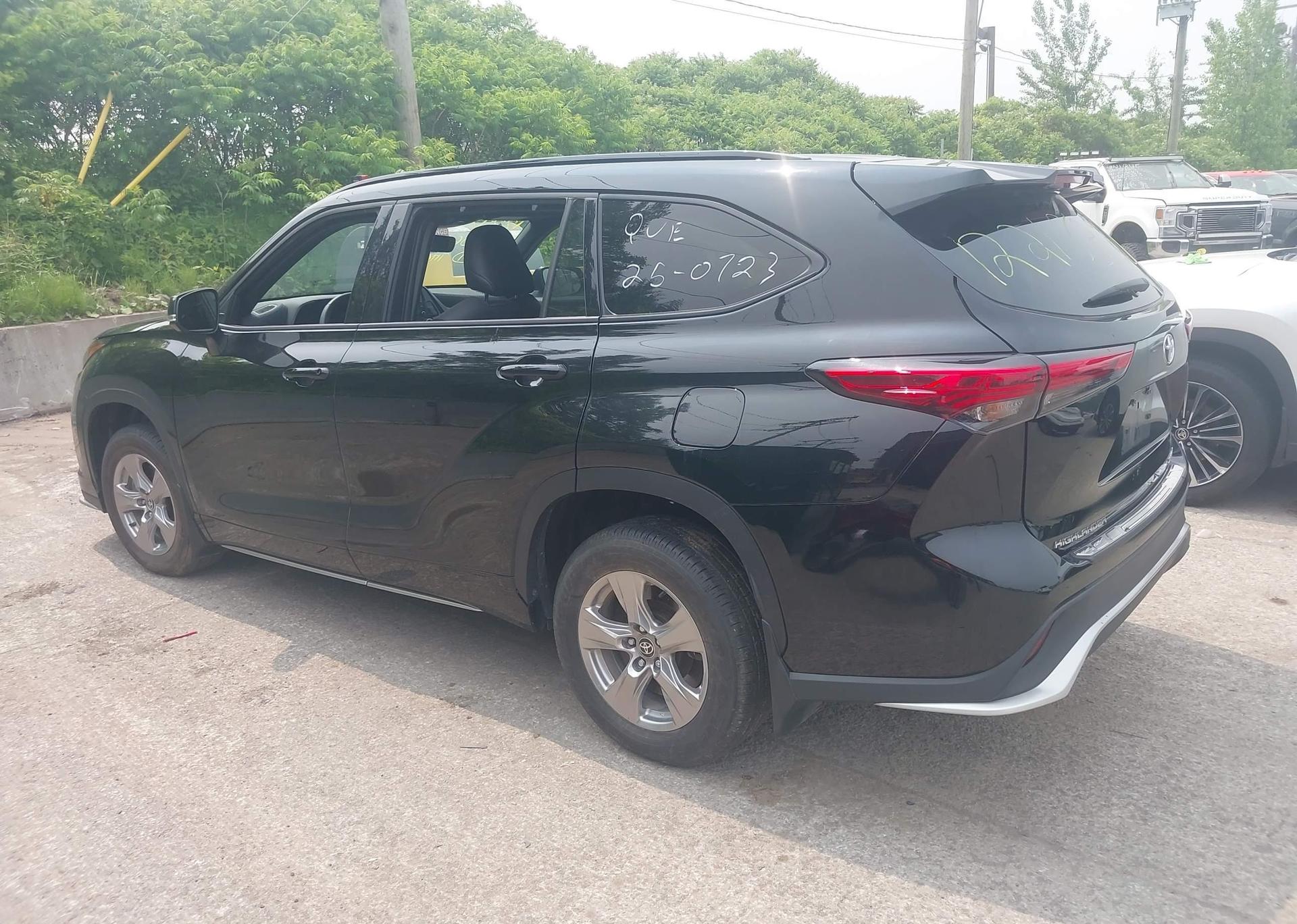 2022 TOYOTA HIGHLANDER XSE