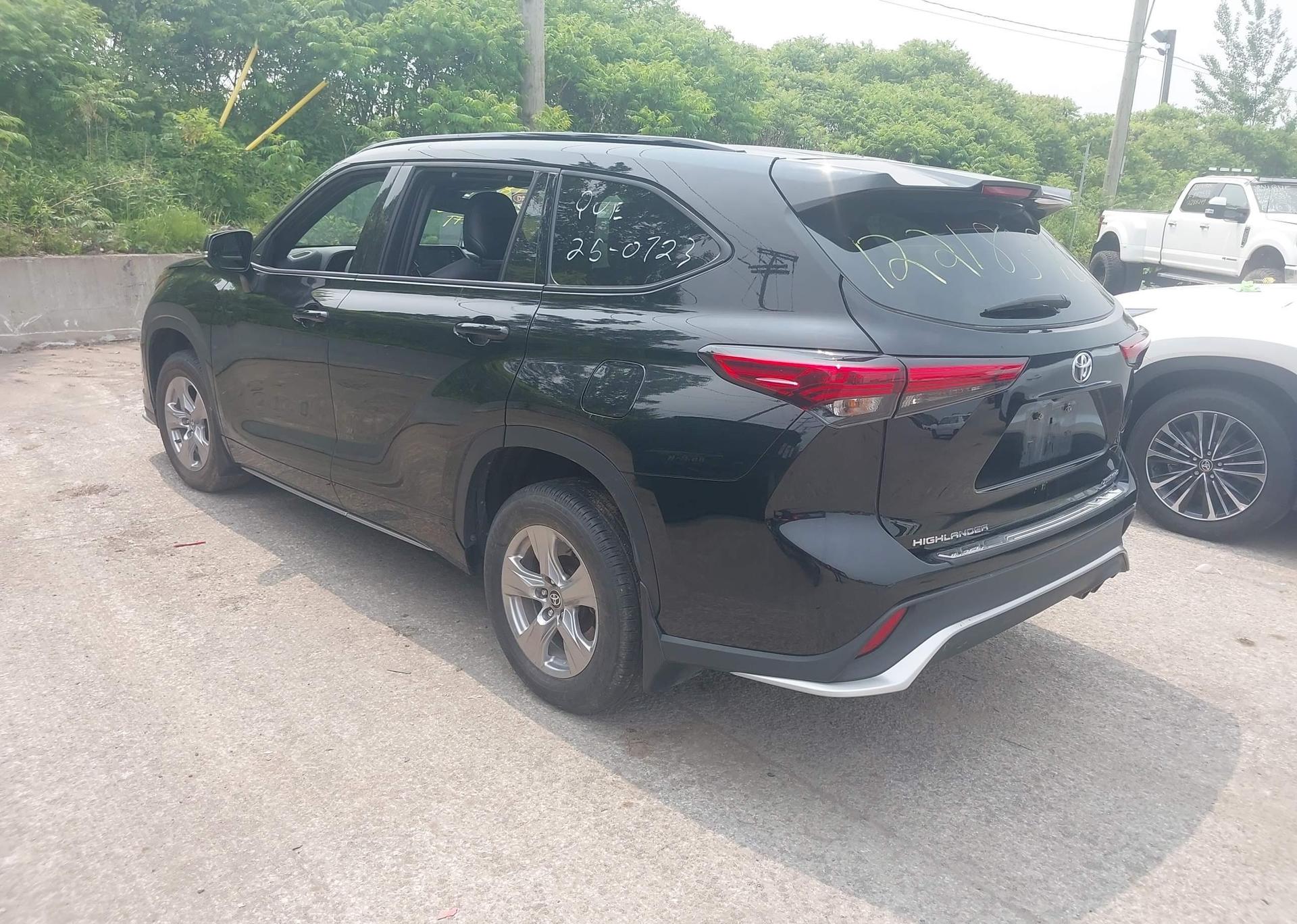 2022 TOYOTA HIGHLANDER XSE