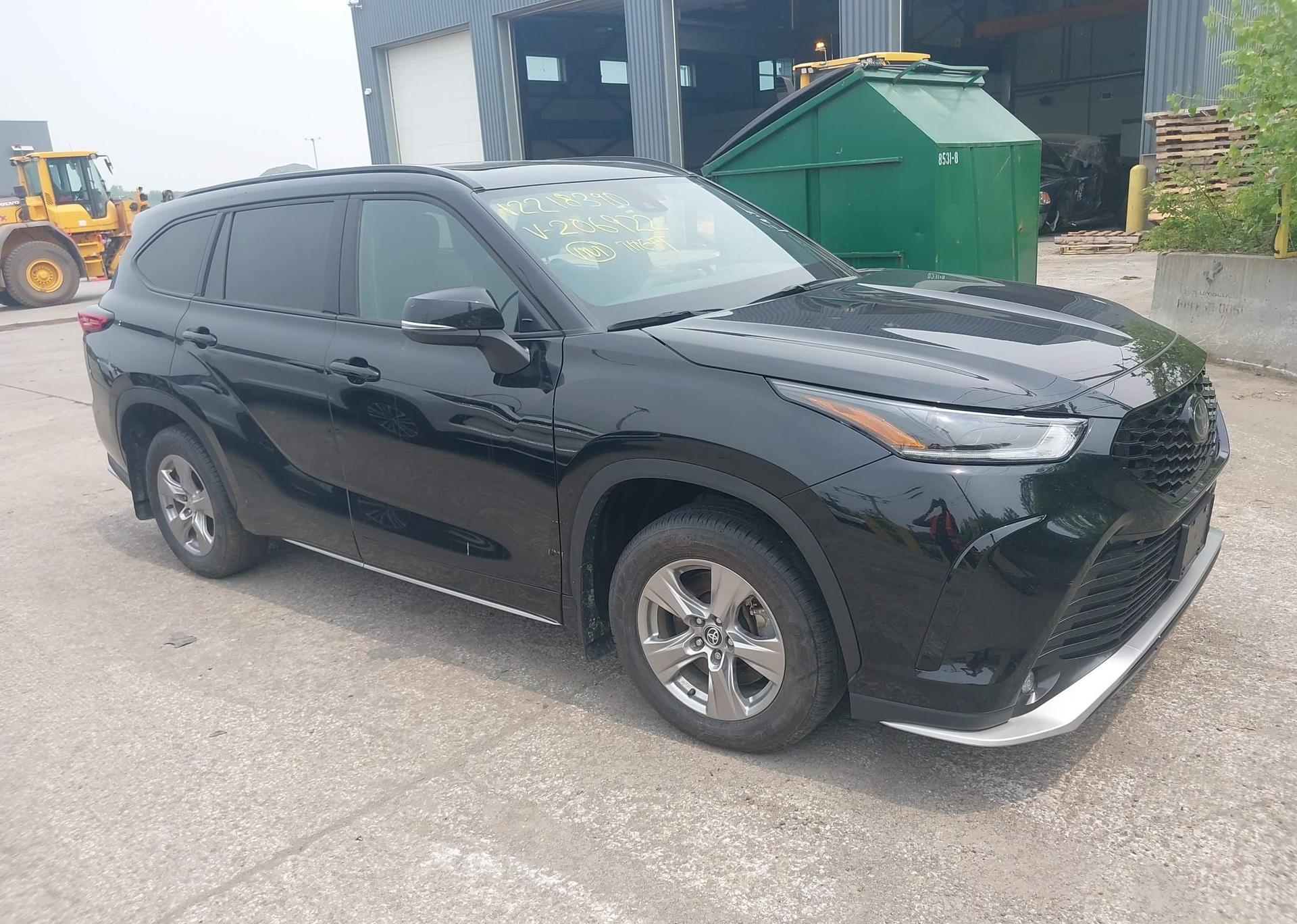 2022 TOYOTA HIGHLANDER XSE