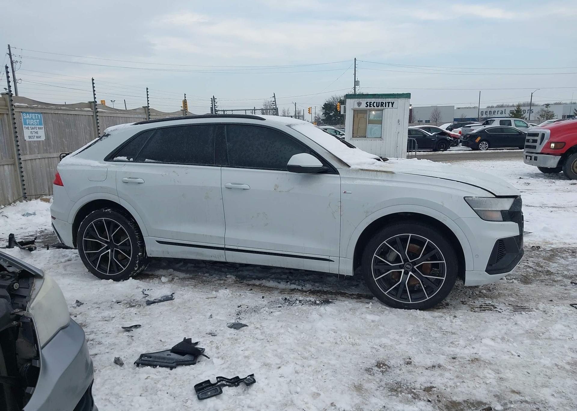 2023 AUDI Q8 PROGRESSIV