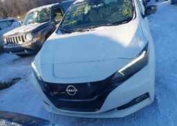 2024 NISSAN LEAF