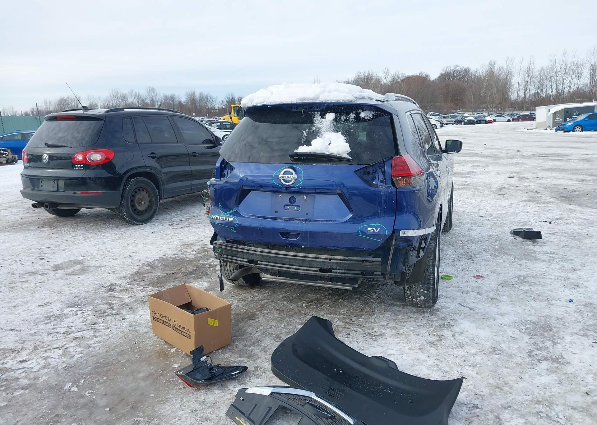 2019 NISSAN ROGUE S