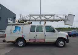 2011 FORD E-350 SUPER DUTY COMMERCIAL