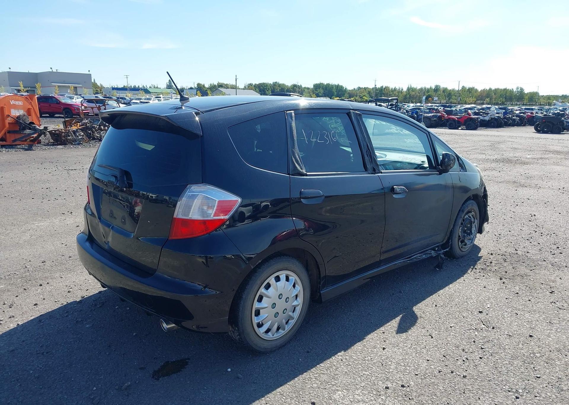 2012 HONDA FIT