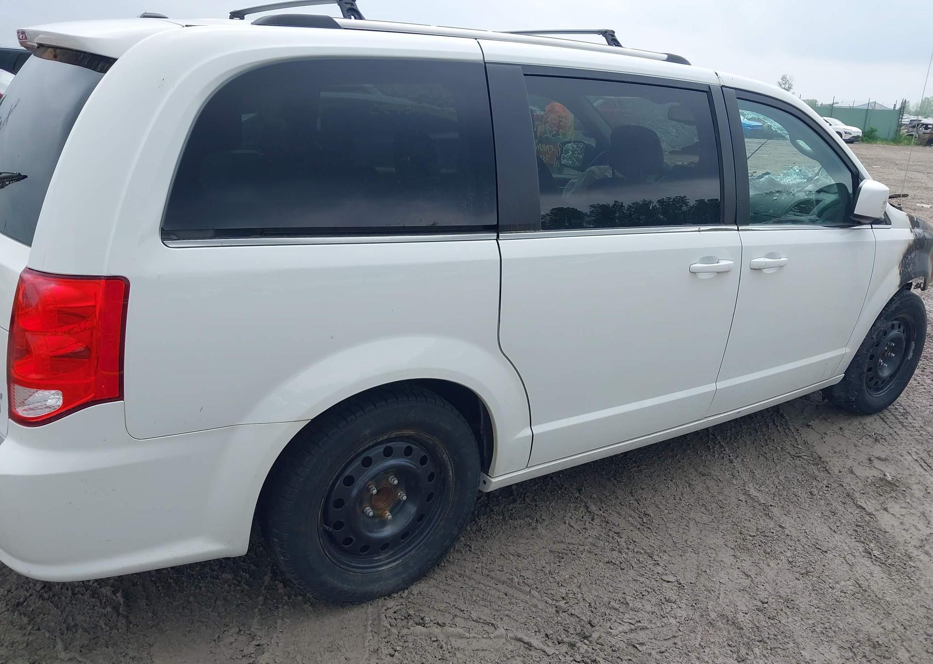 2018 DODGE GRAND CARAVAN CREW