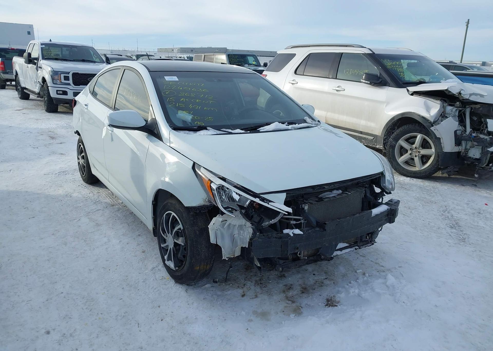 2015 HYUNDAI ACCENT GL
