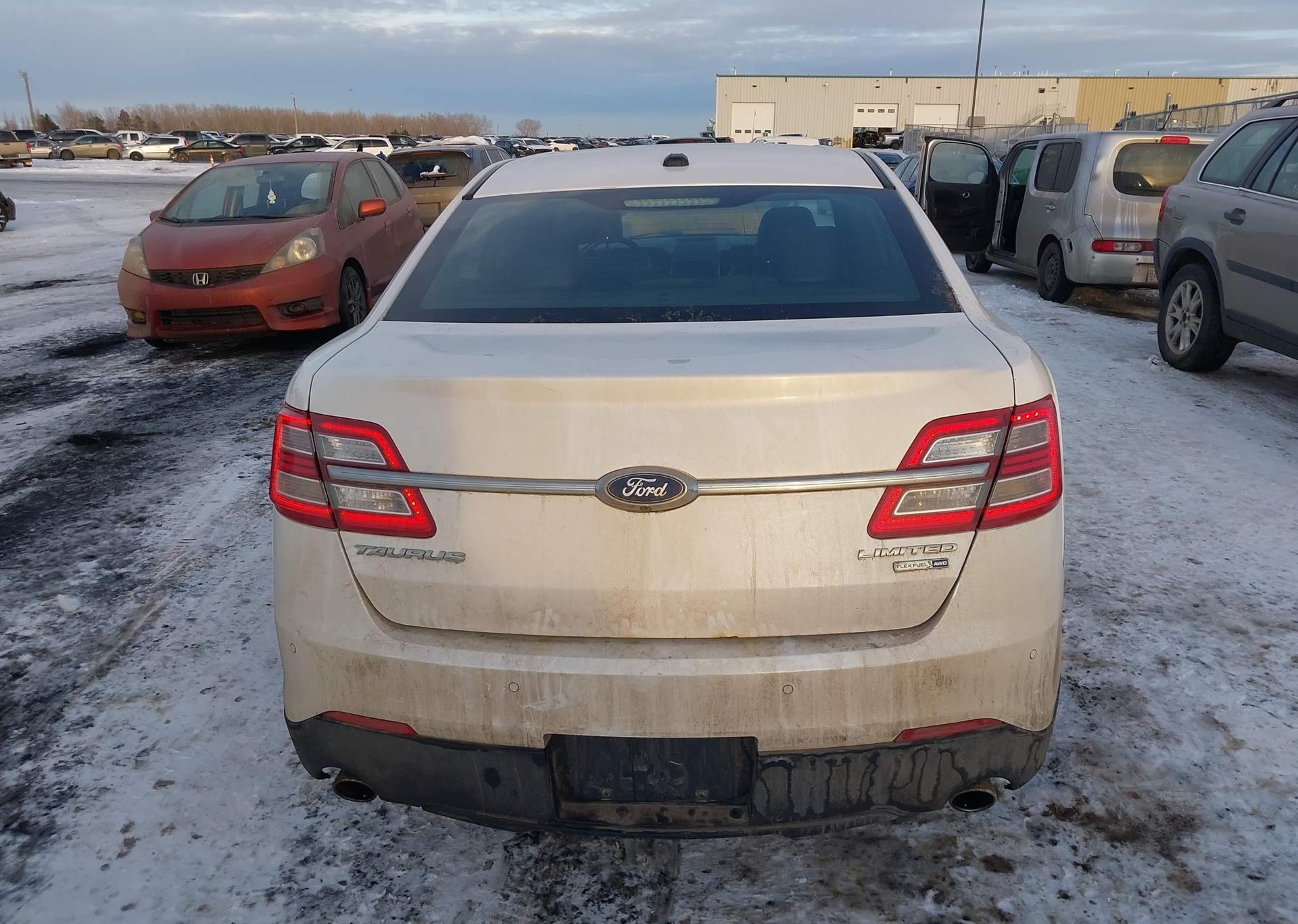 2013 FORD TAURUS LIMITED