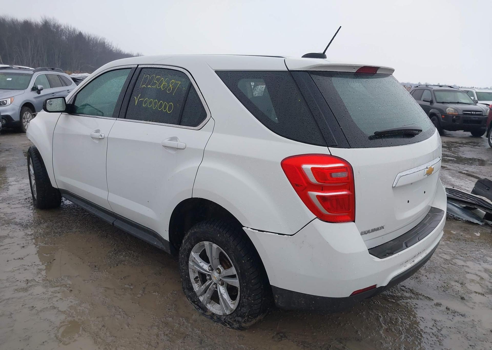 2017 CHEVROLET EQUINOX LS