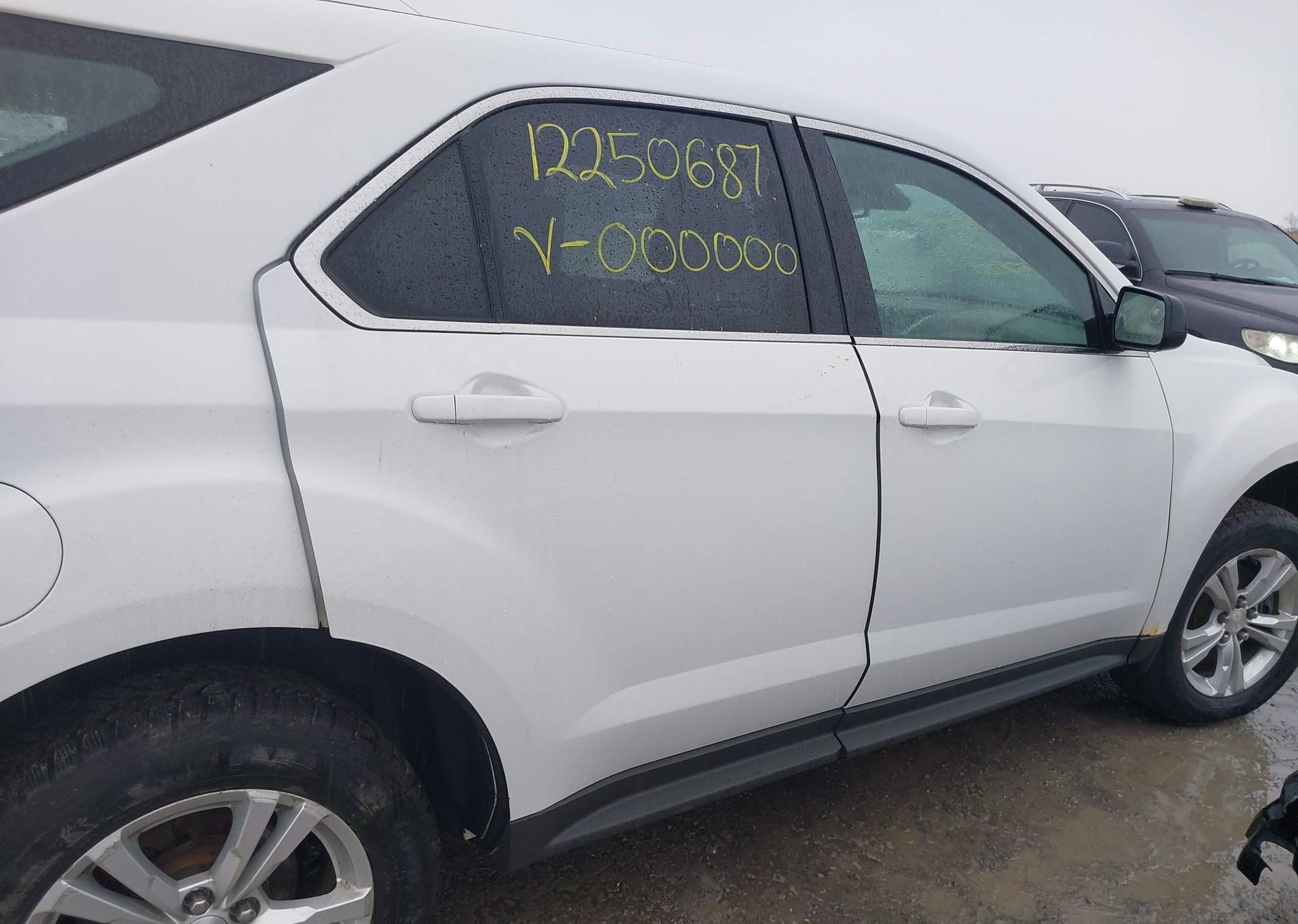 2017 CHEVROLET EQUINOX LS