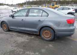 2013 VOLKSWAGEN JETTA SE