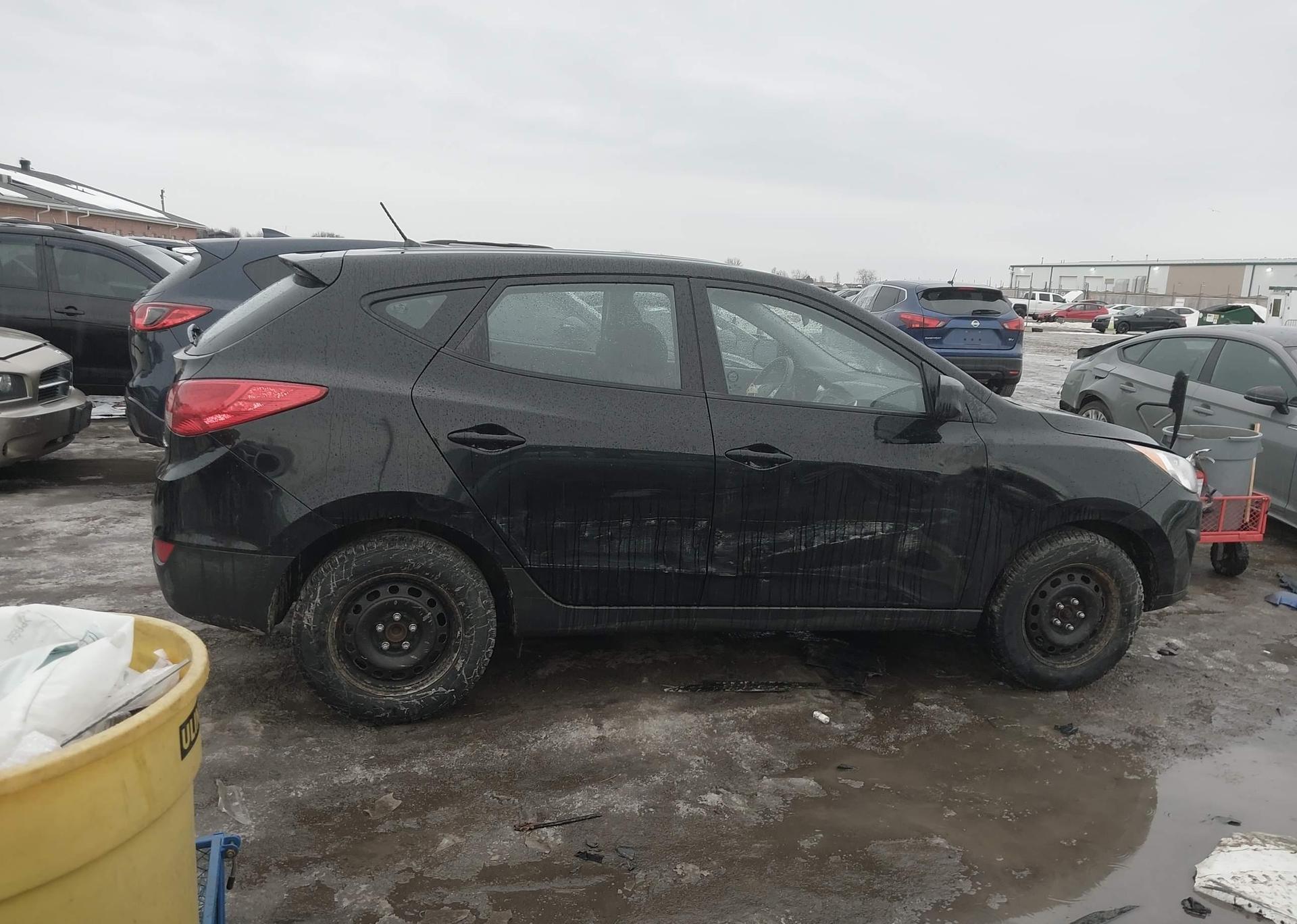 2012 HYUNDAI TUCSON GL