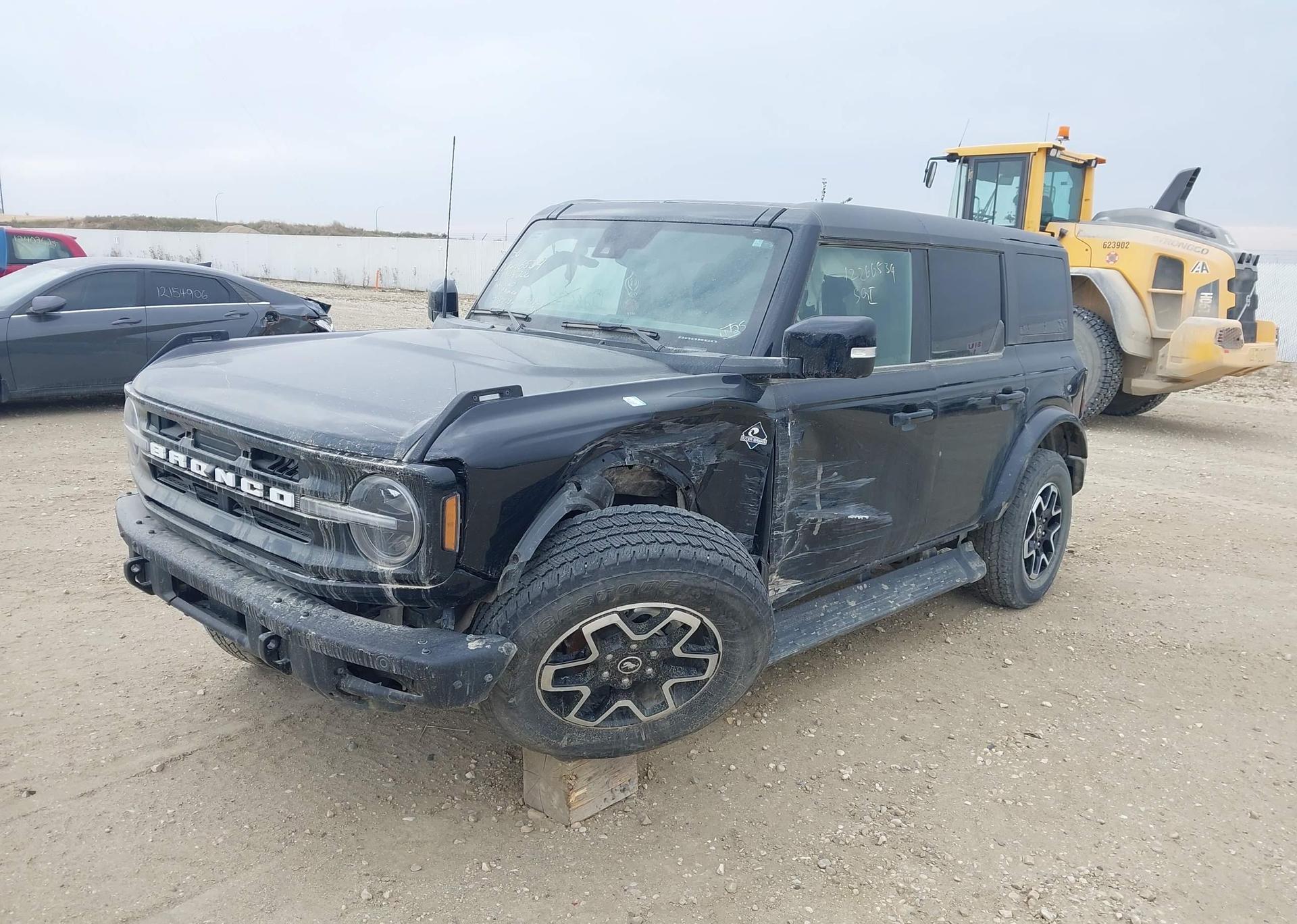 2024 FORD BRONCO OUTER BANKS