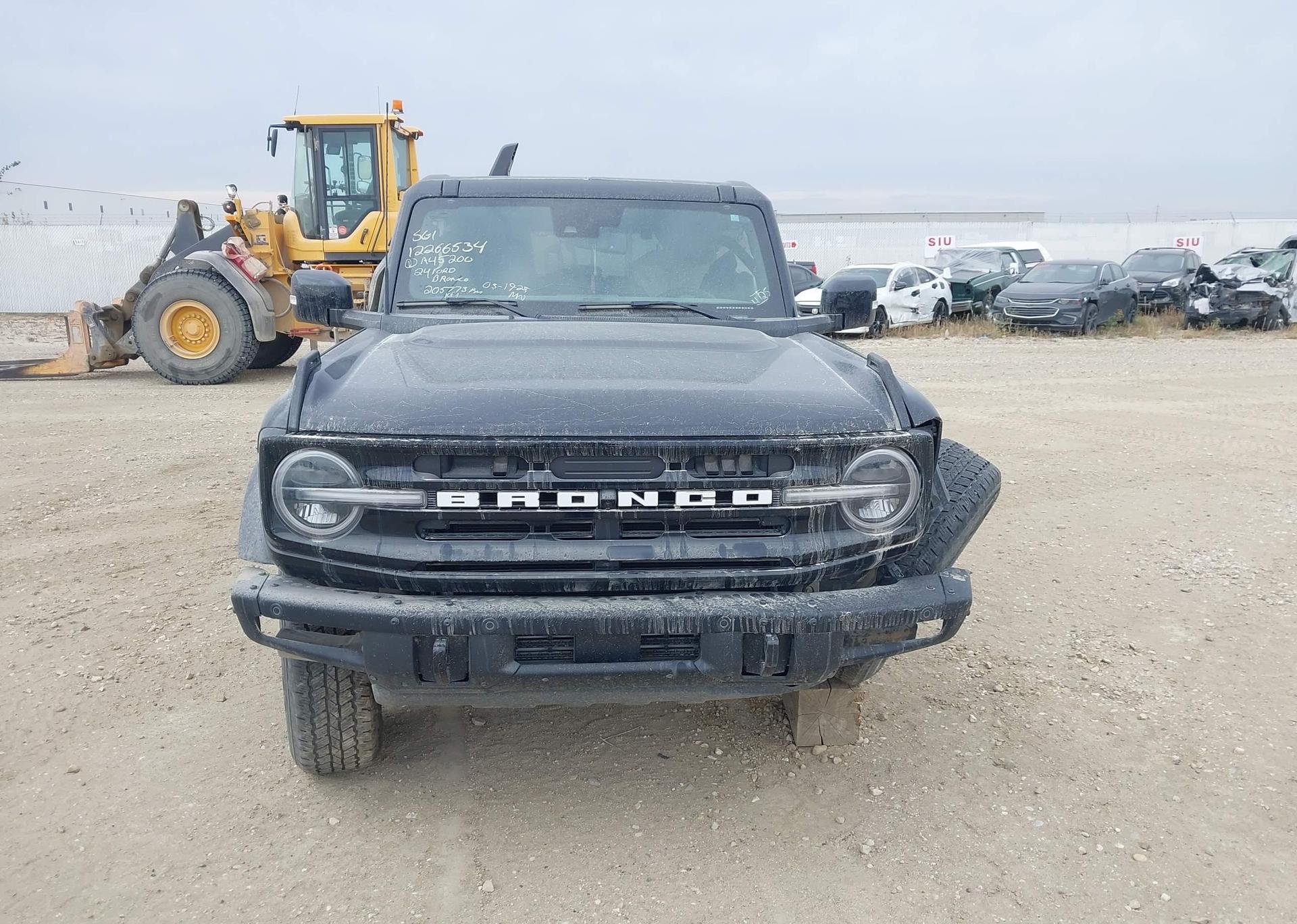 2024 FORD BRONCO OUTER BANKS